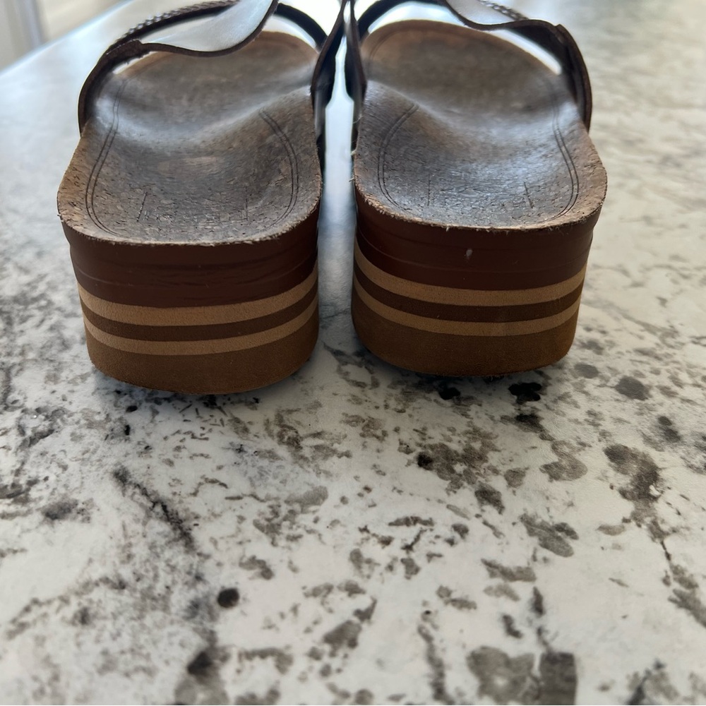 REEF- Size 10-Chocolate Braided & Smooth Double Strap Platform Slides - Picture 5 of 7